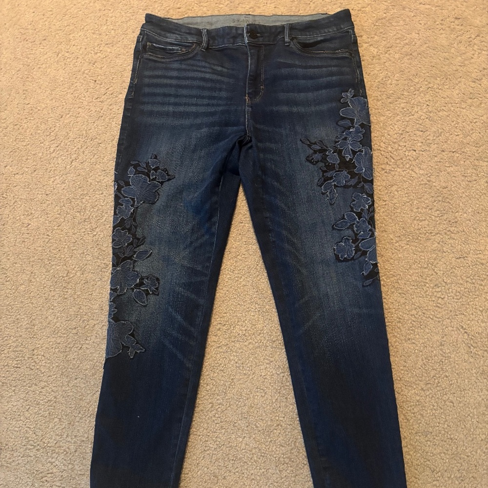 WHBM Skinny Ankle Jean with Blue Floral Appliqué Design